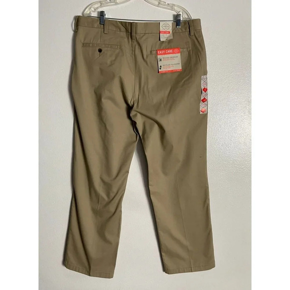 St. John Bay Mens Flat Front Straight Leg Dress Pants Brown Khaki 40x30 - Picture 2 of 5